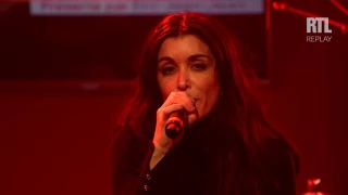 Mourir dans tes yeux - Jenifer sur scène dans le Grand Studio RTL