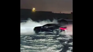 BMW M8 360 Drifting in Snow so Smooth Drifting BMW m8 bmw M8 epic stunt supercar stunt