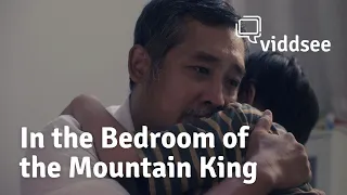 In the Bedroom of the Mountain King - Struggling to Care for his Autistic Son // Viddsee Originals