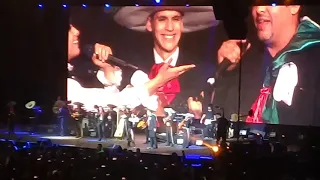 Camila Cabello & Alejandro Cabello - Así se lleva a México en la Piel