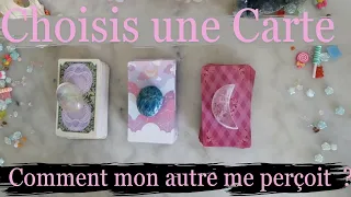 ♡ Comment me perçoit-il elle ? ♡ Tirage Intemporel à 3 Choix