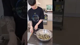 Jungkook cooking in "In the Soop 2"