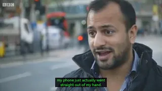 Phone snatching on London's streets (English subtitles)