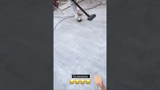 SINAN G lässt die Seife fallen! #shorts #viral 🤣🤣