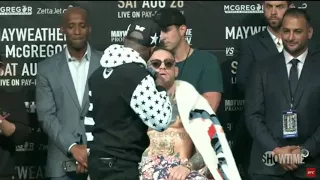 Mayweather make Conor Mcgregor his stripper b**ch At New York World Tour   (Mcgregor vs Floyd)