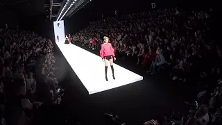 Показ Беллы Потемкиной + Ольга Бузова на MBFWRussia 2017