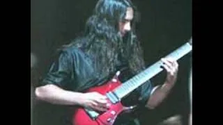 GUITAR BATTLE!!Steve Vai vs. John Petrucci