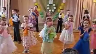 10. "Танец с шарфами" (Алла Евтодьева, г.Калуга)