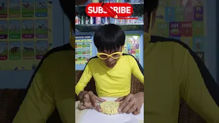 THE NOODLE STAMP     #trendingreels #youtubeshorts #funnyvideo #viralvideos #trending #viral #funny