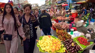 Popular Cambodian street food - Walk at Toul Tompoung Market Delicious fruits & fresh foods