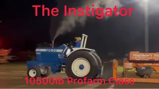 IH and Ford Tractors in 10500lb Profarm Class Orangeville Tractor Pull