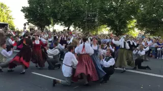 Latvian traditional dance in Riga 23/06/2016