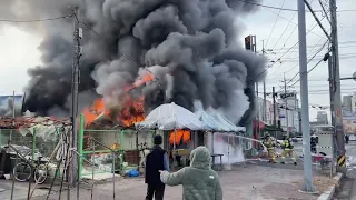 Gusnan is l 군산 사건 사고 / 군산 소룡동 사거리 화재 발생 (2023.02.02)