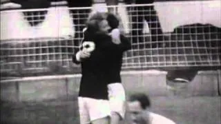 England V Scotland Wembley 1967 Part 10.avi