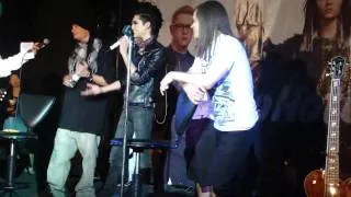 TOKIO HOTEL - Would Bill & Tom sing together ?     in TAIWAN