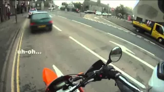 Wheelie in front of the police