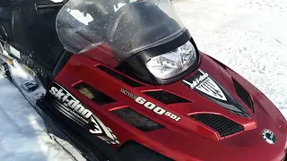 продаются два снегохода ski doo 600 и stels 1000