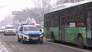 Алматыда полиция майоры қызметтік көлікпен апатқа ұшырады