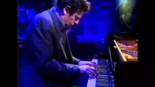 Philip Glass - solo piano (Metamorphosis)
