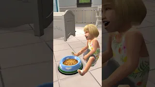 Toddler eats Pet Food | The Sims 2 #shorts #gaming #thesims4 #thesims2