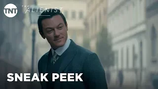 The Alienist: Sara Howard, Will You Marry Me? - Season 1, Ep. 5 [SNEAK PEEK] | TNT