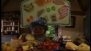 Tots TV - 06x37: Tom's Fast Food Sandwich Takeaway (1995)