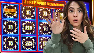 I WON A Massive Progressive JACKPOT at Venetian Las Vegas!