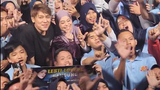 SERUUU NYA FOTBAR LESLAR BERSAMA LESTI LOVERS - LIVE KONSER SATU DEKADE D'ACADEMY