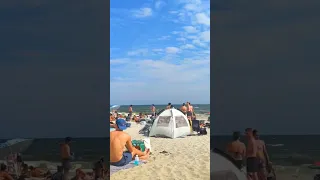 ⛱️Did you know NYC has good beaches? This one is Rockaway Beach! #shorts #nycwalking #nyc #nycwalk