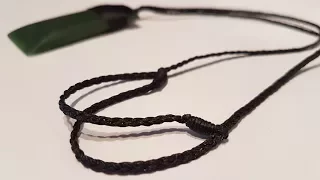 How to Tie an Adjustable Sliding Knot for a Cord Necklace