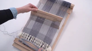 Weaving on the BEKA Beginners Rigid Heddle Loom