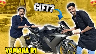 YAMAHA R1 gift krdi 😯🏍️  *ROAD PE BADMOSHI*  DOOGSLIFE