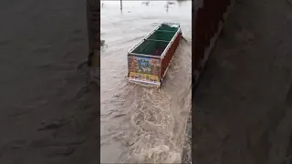 Truck crossing flood water @Altaf_choudhary_0063 @FTC_VLOG_0063