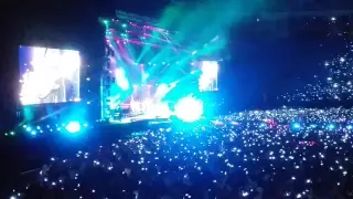 A sky full of stars - Coldplay - Live La Plata,  Argentina.  31/03/2016