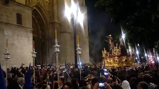 Imágenes Históricas Hdad Monserrat saliendo por la Puerta de San Miguel de la Catedral de Sevilla