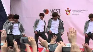 140615 BTS - Boy In Luv (BTS in Moscow)