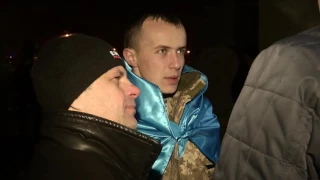 У Львові зустріли звільненого з дворічного полону кіборга Тараса Колодія