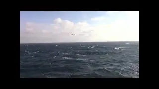 Российский бомбардировщик пролетел на низкой высоте у эсминца США