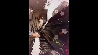 “水中花”是"譚詠麟"的經典歌之一，鋼琴彈奏，歡迎訂閱。#piano #鋼琴彈奏