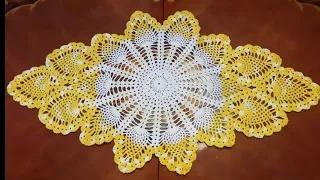 Pineapple Table Runner 1/3