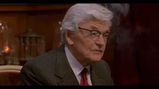 Hal Holbrook as Dai Vernon in Shade