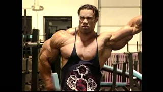 Kevin Levrone training chest and shoulders