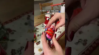 How to open matryoshkas 🪆😅 Are you doing it right? #nestingdolls #russia #matryoshka