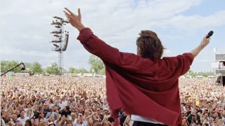 BAZART - Van God Los ft. Stijn Meuris (Live op Rock Werchter)