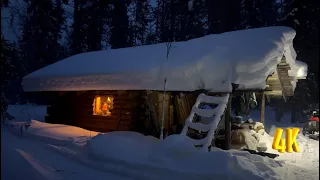 МАРТ, ВЕСЕННЯЯ ПОРА, НЕ ПОХОЖ САМ НА СЕБЯ, ЖДЕМ ВЕСНЫ, ЕЕ ВСЕ НЕТ, ЛОВИМ РЫБУ НА ОБЕД | ТАЙГА, ИЗБА.