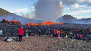 Top News-‘Deja vu’, llavë e nxehtë dhe hi/Shpërthen sërish vullkani, kërcënon kryeqytetin e Islandës