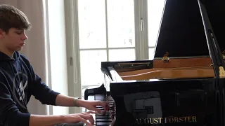 Jonas Nikulski plays Chopin Walzer op 42  in Pianosalon