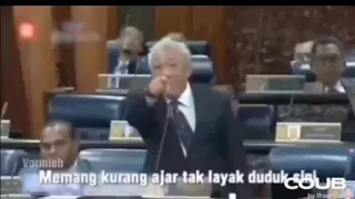 Bung Mokhtar says "fuck you" in Malaysian parliamen （memes ）