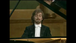 Krystian Zimerman plays Franz Schubert - Impromptu Op. 90 No. 4 in A flat major