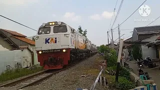 kumpulan kereta api Indonesia                                                @FeriMaulanafamily92